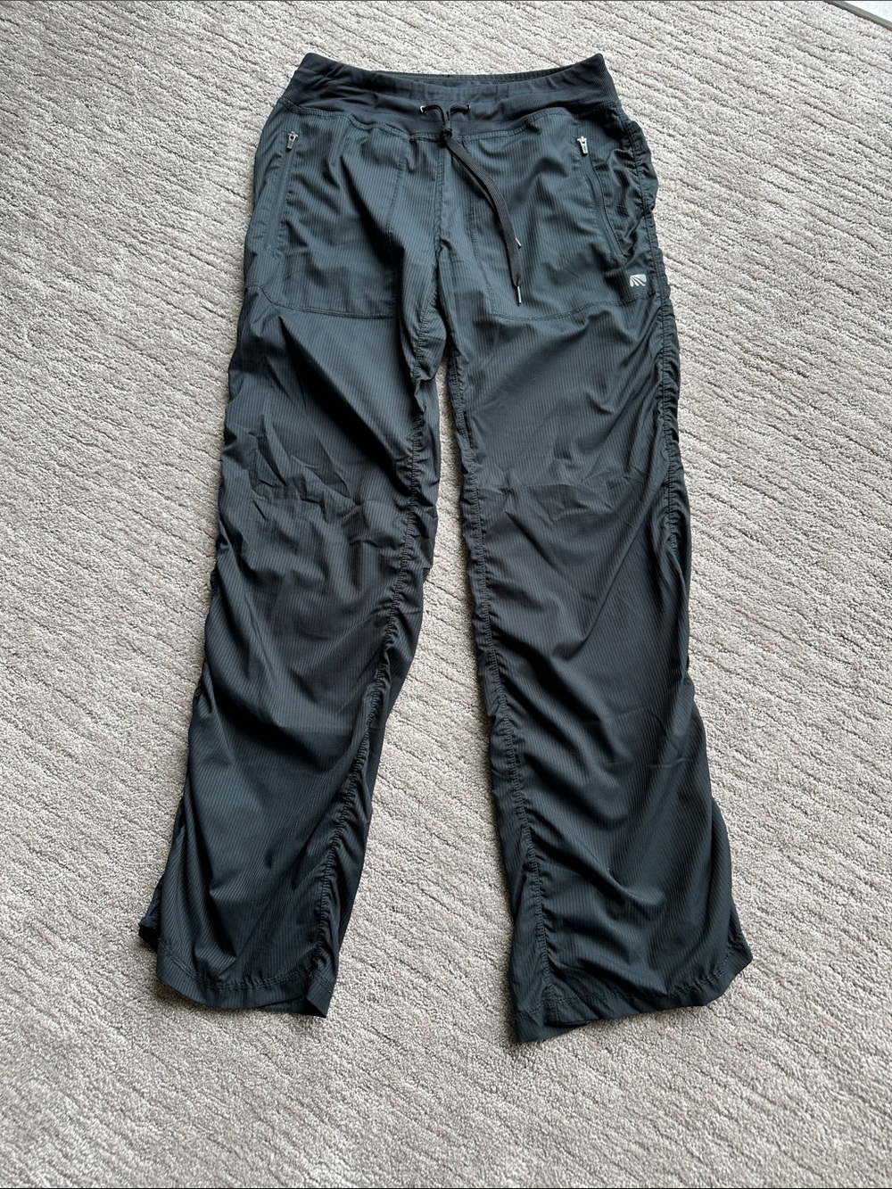 Marika Women’s Athletic Pants